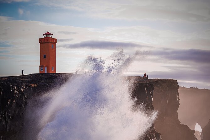 Private day tour in Snaefellsnes Peninsula - Skardsvik and Svortuloft Lighthouse