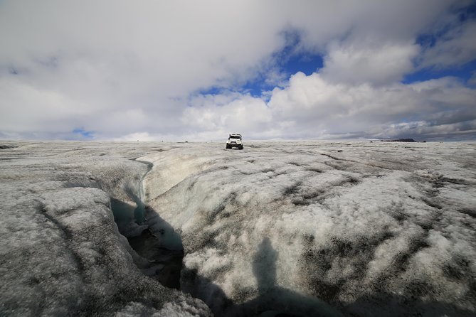 Private Golden Circle Tour by Superjeep from Reykjavik - Thingvellir, where law and geology meet