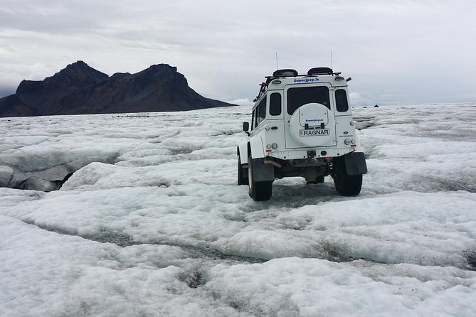 Private Golden Circle Tour by Superjeep from Reykjavik - Geysir’s hot ground and Strokkur’s timing
