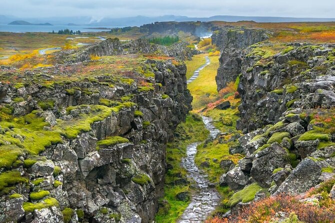 Private Golden Circle tour in a premium class car. - Faxi, a quieter waterfall near the main route