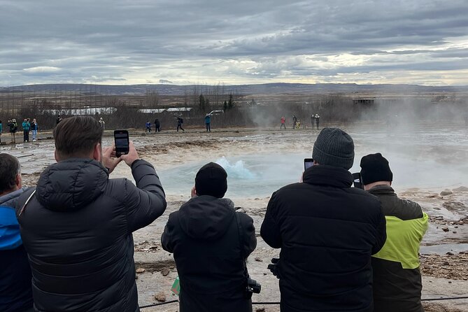 Private Guided Tour Golden Circle & Friðheimar Greenhouse Iceland - Þingvellir: where Iceland’s geology becomes visible