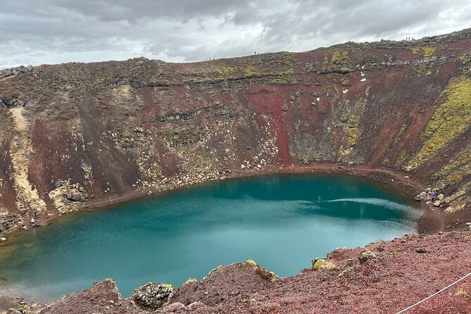 Private Guided Tour Golden Circle & Friðheimar Greenhouse Iceland - Kerið Crater: a colorful finish to the route