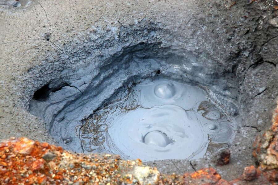 Private Reykjadalur Hike & Hot River Geothermal Tour - Packing for a hike followed by a soak