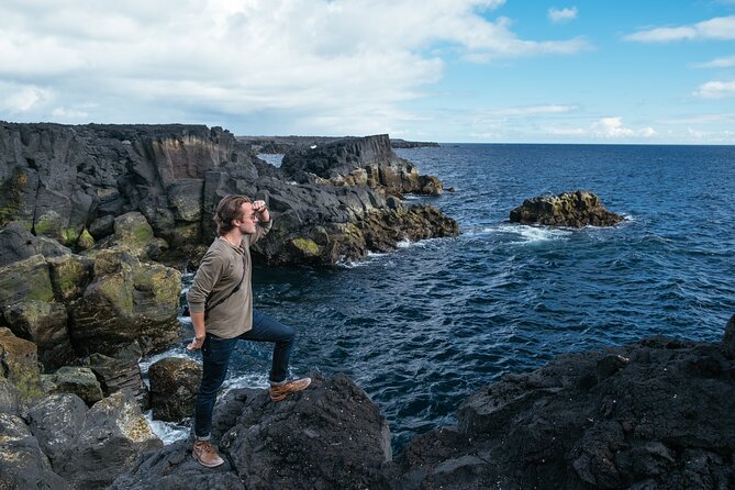 Private Secret Spots of Iceland Full day Tour with Photography by Luke - Brimketill, a natural pool made by waves