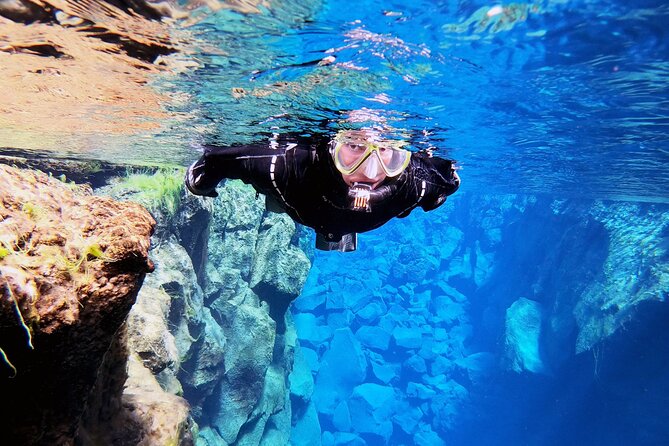 Private Silfra Snorkeling 6 p. group - Meet on Location - with Underwater Photos - The practical fit: age, size, and health rules
