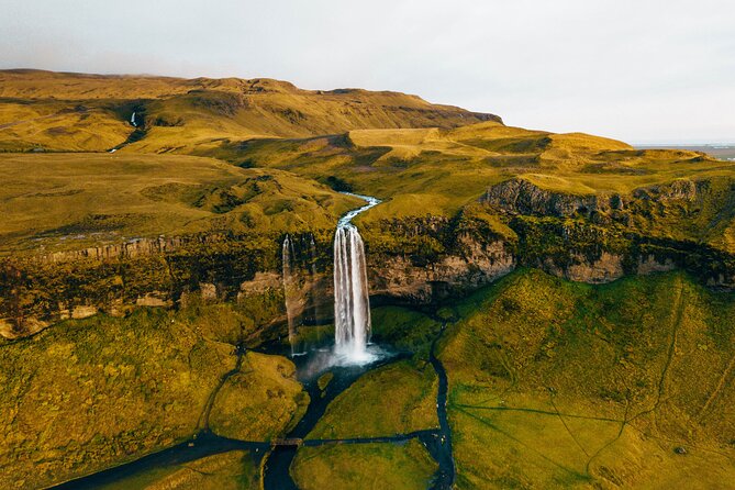 Private South Coast Fire and Ice: Glacier viewpoint & Lava Show - Skogafoss begins the waterfall portion