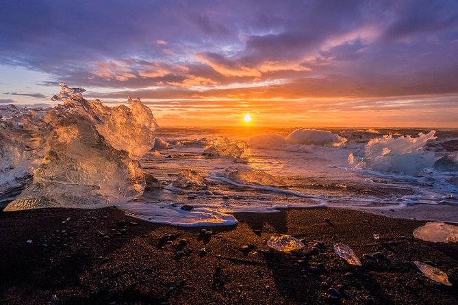 Private South Coast & Glacier Lagoon tour from Reykjavik - Dyrhólaey is the day’s great wide-angle view