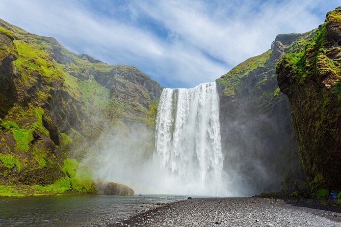 Private South Coast tour / Black Sand Beach, Waterfalls and more - Eyjafjallajökull: the volcano behind the headline