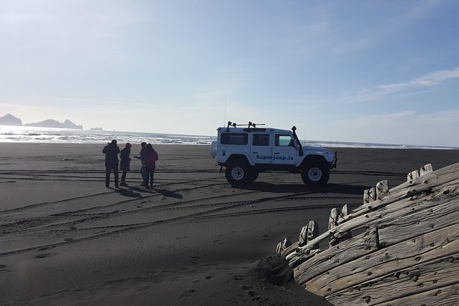 Private Superjeep Full-Day South Coast and Eyjafjallajokull Volcano Sights - Skógafoss and Urriðafoss