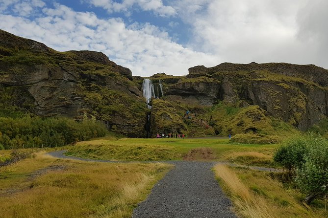 Private Superjeep Full-Day South Coast and Eyjafjallajokull Volcano Sights - Price and group size: when the numbers work