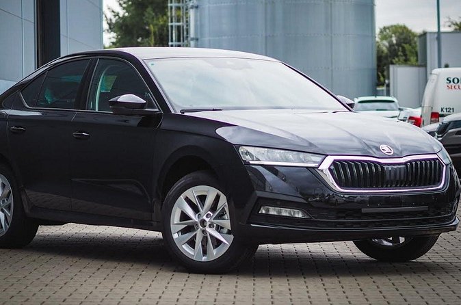Private Transfer from Reykjavik to Reykjavik Airport KEF by Sedan - Why a private transfer can be worth the price
