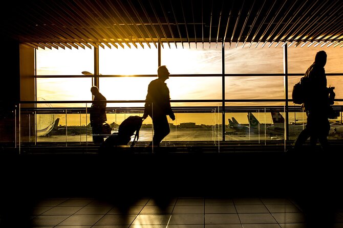 Private Transfer Keflavik Airport To Reykjavik Pick or Drop - Why private transport costs more
