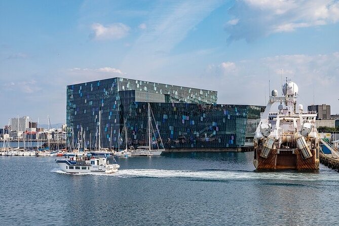 Private Transfer: Reykjavik Cruise Ports to hotels in Reykjavik - Luggage rules matter more than the vehicle size