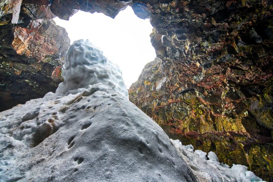 Raufarhólshellir Lava Tunnel: Underground Expedition - Why Raufarhólshellir feels different from a normal cave visit