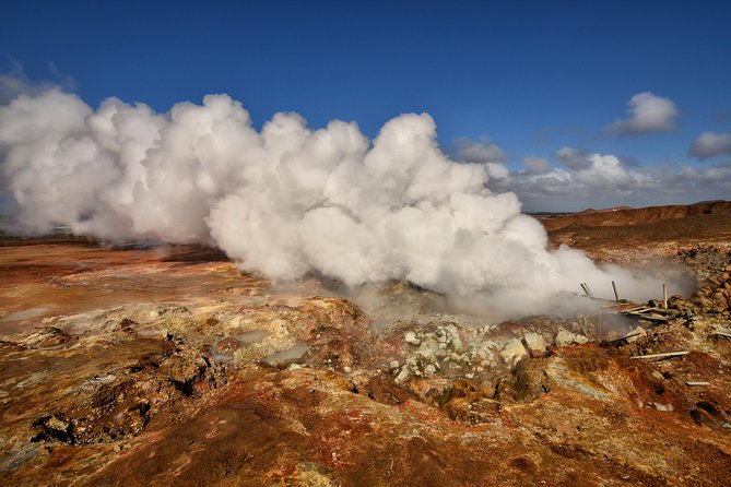 Reykjanes Geopark Small-Group Tour with Airport Transfer - Kleifarvatn, Iceland’s lake of legends
