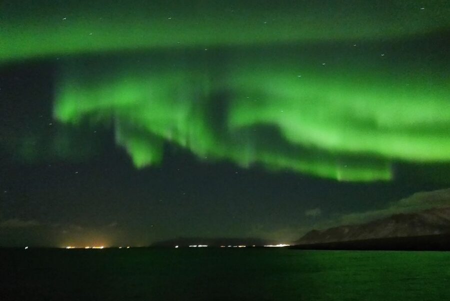 Reykjavik: 2-Hour Northern Lights by Boat with Backup Plan - The Search for the Aurora Over Faxaflói Bay