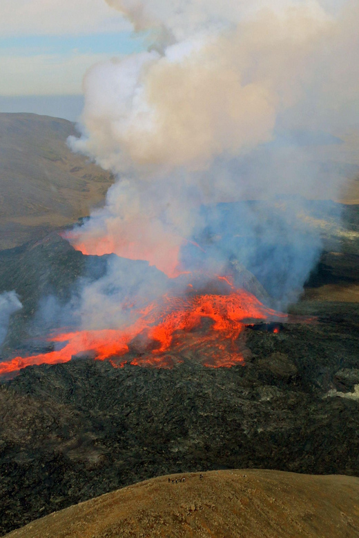 Reykjavik: 45-Minute Volcano Sightseeing Helicopter Tour - Key points at a glance