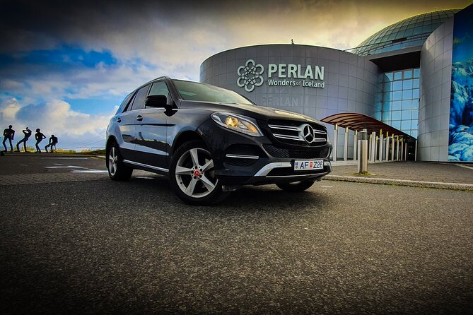 Reykjavik area to Keflavik Private Luxury Airport Transfer - Early flights and reliable timing