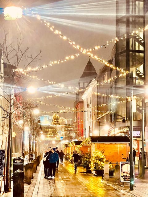 Reykjavik: Christmas Walking Tour with Icelandic Traditions - A bookshop stop explains Iceland’s Christmas reading habit