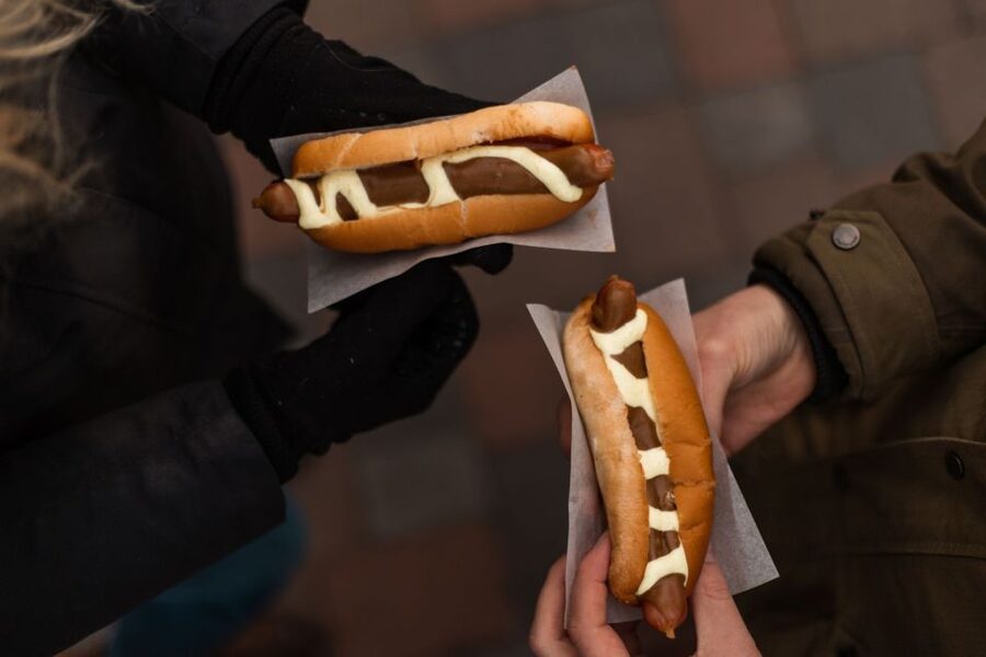 Reykjavik: Evening Icelandic Food and Drink Tour - Five stops that give you more than one kind of Iceland