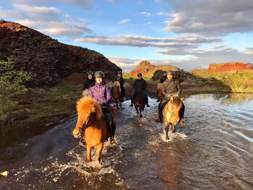 Reykjavik: Evening Sleipnir Horse Riding Tour with Pickup - Getting comfortable with an Icelandic horse