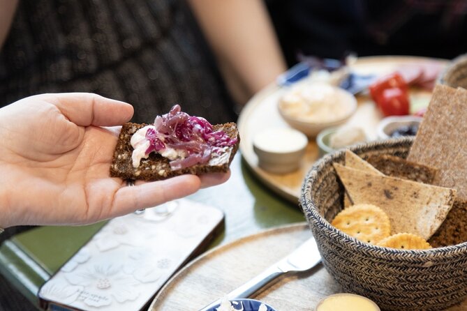 Reykjavik Food Tour - Supermarket Tour & Lunch at Microbrewery - What you get for $123