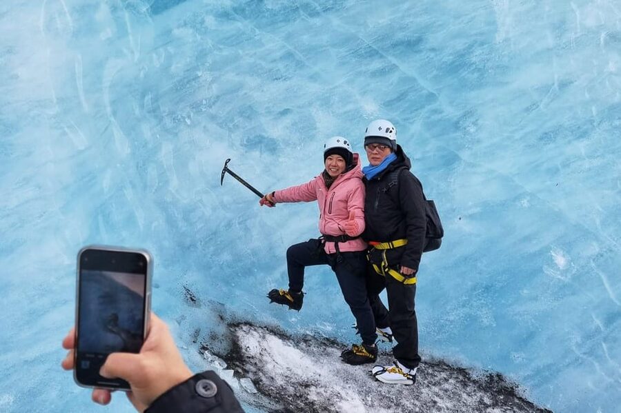 Reykjavik: Glacier Hike, Waterfalls and Black Sand Beach - Getting ready for the Sólheimajökull ice