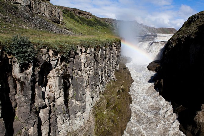 Reykjavik: Golden Circle and Northern Lights Small-Group Tour - Kerið crater and the extra stops