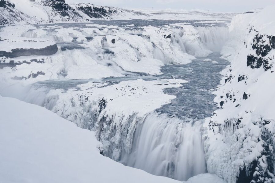 Reykjavík: Golden Circle, Blue Lagoon, and Aurora Tour - Kerið crater: a short stop with a different color palette