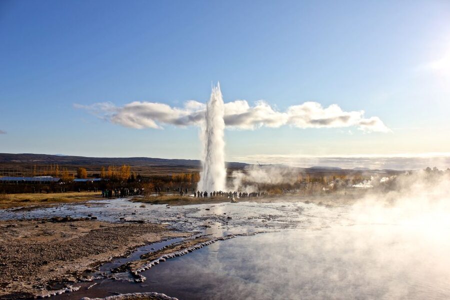 Reykjavik: Golden Circle Day Trip with Blue Lagoon Transfer - Thingvellir, where geology meets government