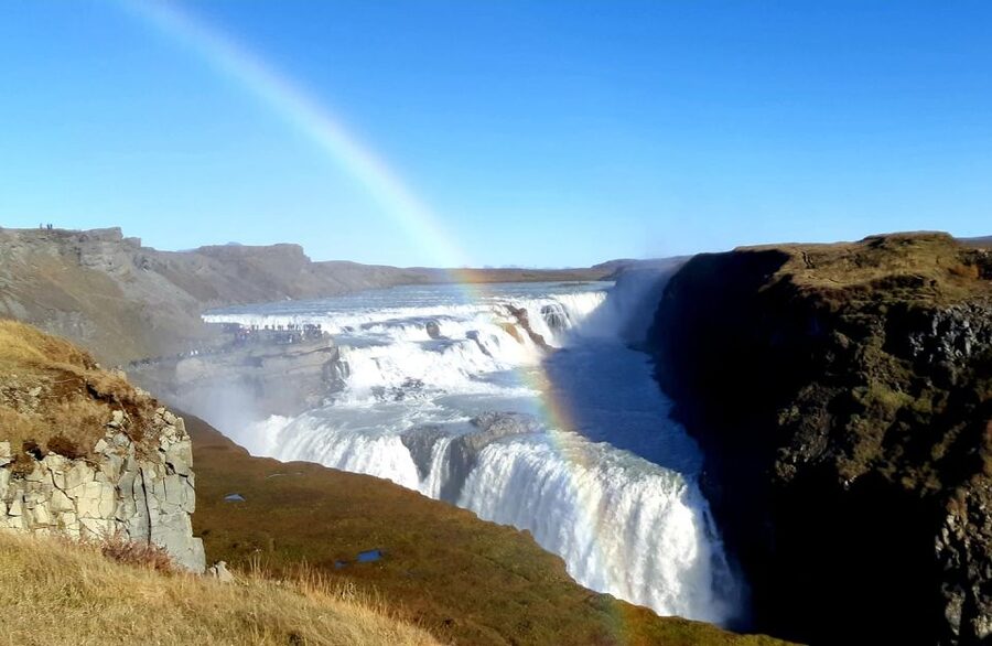 Reykjavik: Golden Circle, Kerid Crater and Sky Lagoon Tour - Kerið Crater’s red rock and blue water