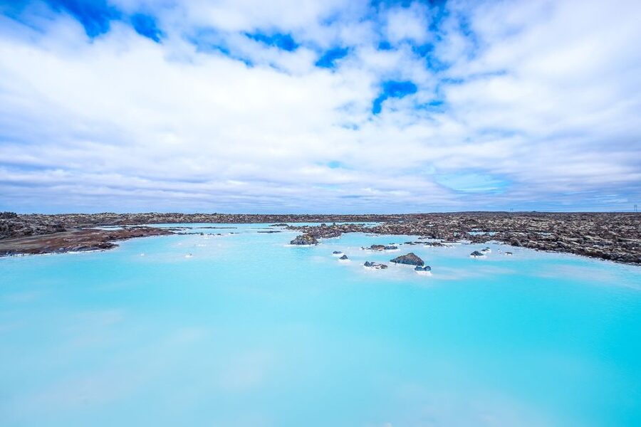 Reykjavík: Golden Circle Minibus Tour & Blue Lagoon Transfer - What this Reykjavík day actually covers