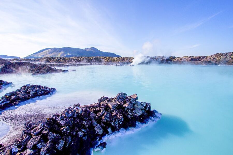 Reykjavík: Golden Circle Minibus Tour & Blue Lagoon Transfer - Thingvellir, where geology and history meet