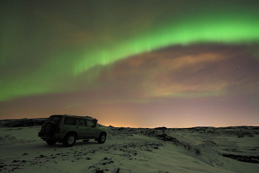 Reykjavik: Golden Circle & Northern Lights 4x4 Tour - Why this Golden Circle and aurora pairing works