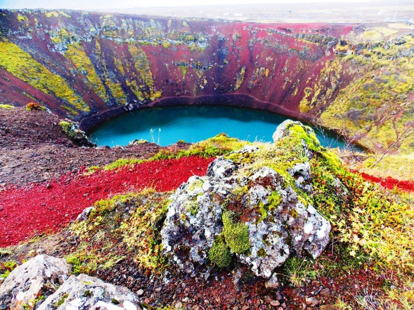 Reykjavik: Golden Circle, Tomato Farm and Kerið Crater Tour - Efstidalur Farm brings in ice cream and local life