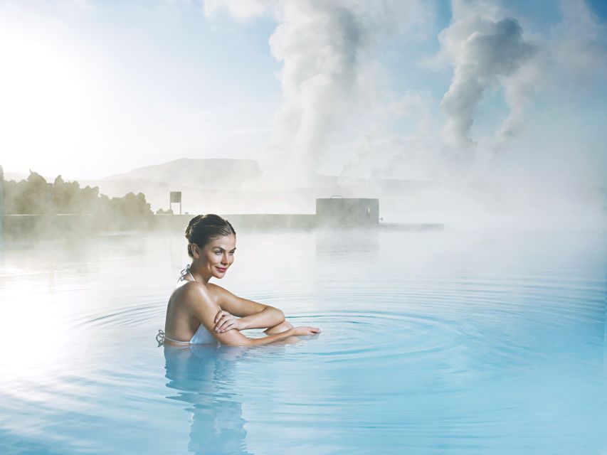 Reykjavik: Golden Circle Tour and Blue Lagoon Admission - Gullfoss turns a river into a wall of sound