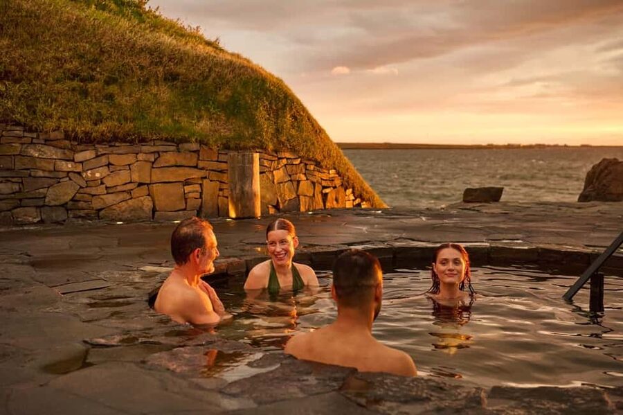 Reykjavik: Golden Circle Tour and Sky Lagoon Entry Ticket - The long return makes this a tiring day