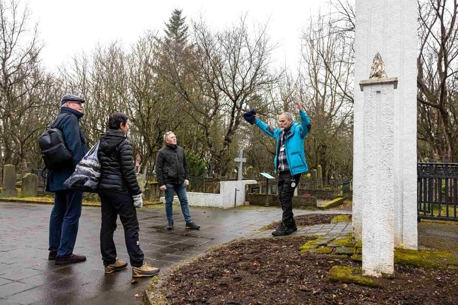 Reykjavik: Guided Folklore Walking Tour - Lake Tjornin and creatures of the water
