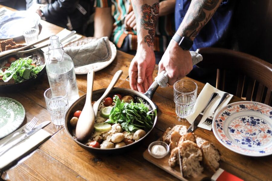 Reykjavik: Guided Foodie Walking Tour with 6 Tastings - Who will enjoy this most?