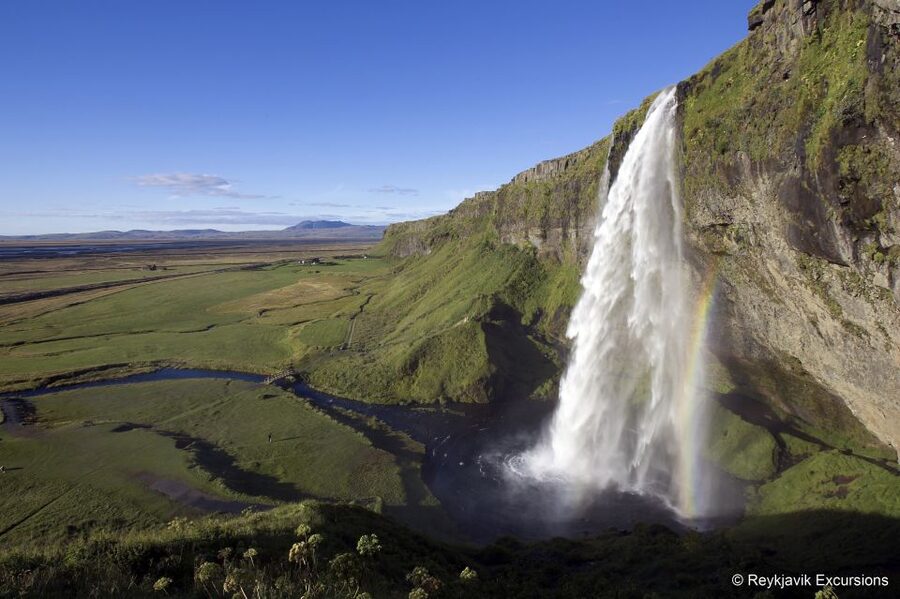 Reykjavik: Iceland South Coast & Glacier Snowmobile Tour - Practical packing advice