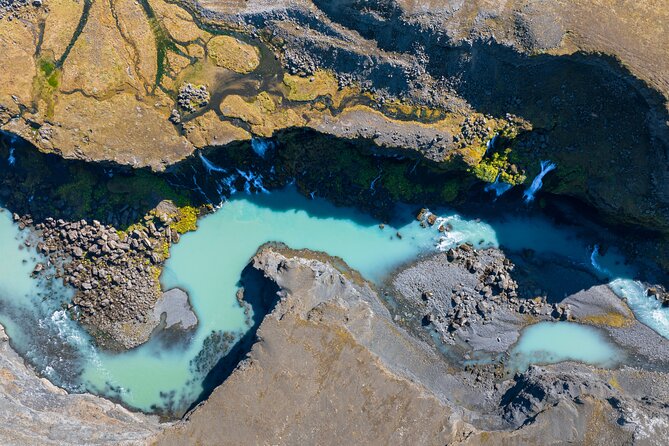 Reykjavík: Landmannalaugar & Icelandic Highlands Super Jeep Tour - Hekla, Iceland’s restless volcano