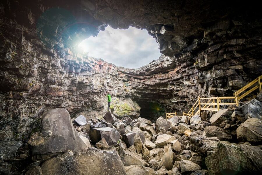 Reykjavik: Lava Cave, Hot Springs, and Waterfalls Tour - Entering Viðgelmir Lava Cave