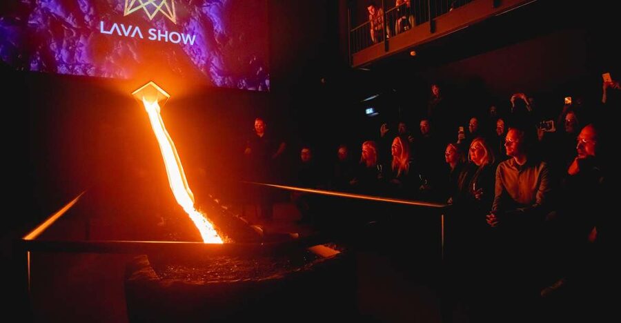 Reykjavik: LAVA SHOW - Immersive Experience Entry Ticket - Watching the lava flow and cool