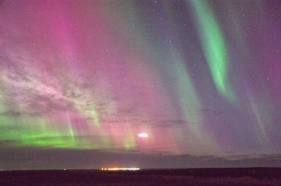 Reykjavík: New Year's Eve Northern Lights Yacht Cruise - What the $140 price really buys