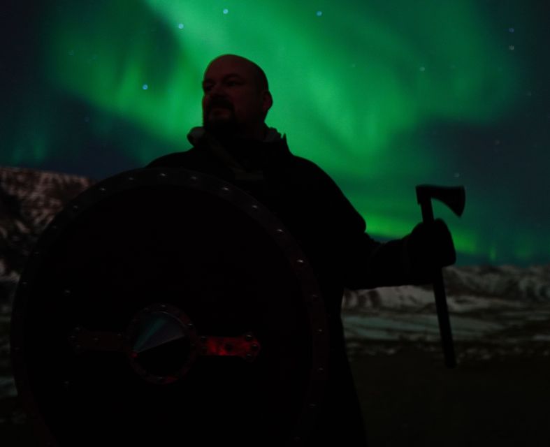 Reykjavik: Northern Lights Tour w/Pro Photos - Small Group - Pickup around Reykjavík and the 18-person minibus