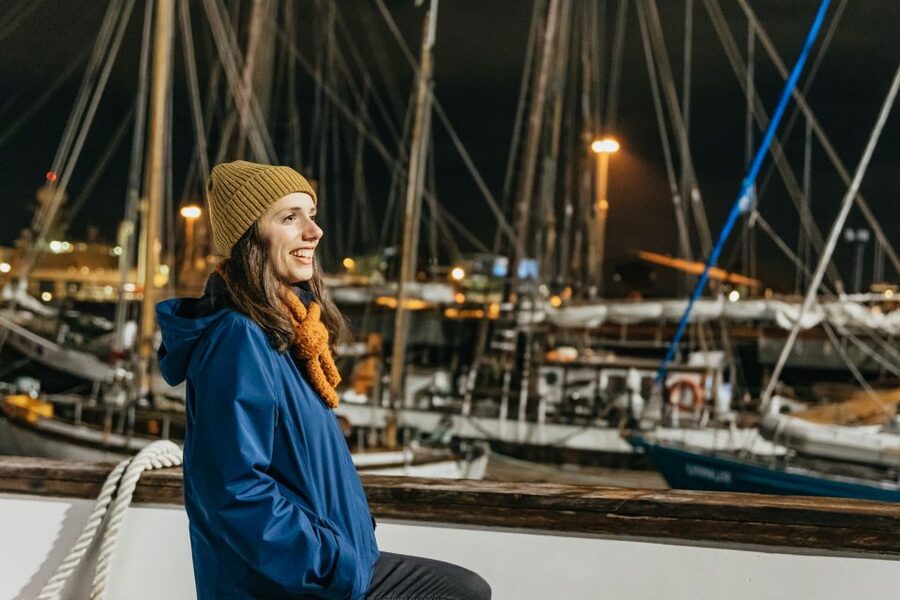 Reykjavik: Northern Lights Yacht Tour - Checking in at Old Harbor House