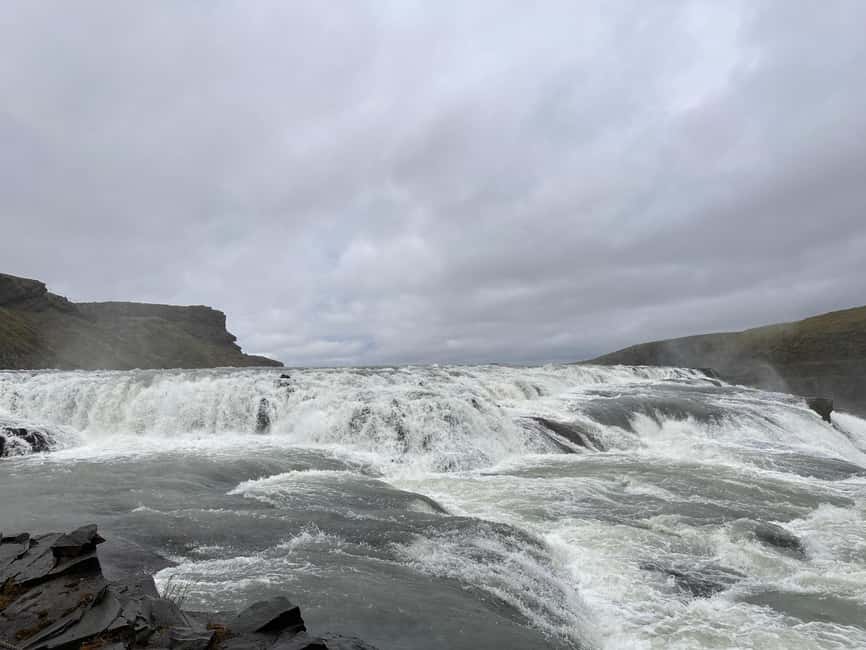 Reykjavik: PRIVATE Golden Circle tour with 5 TOP stops - Guide quality and the human side of the tour