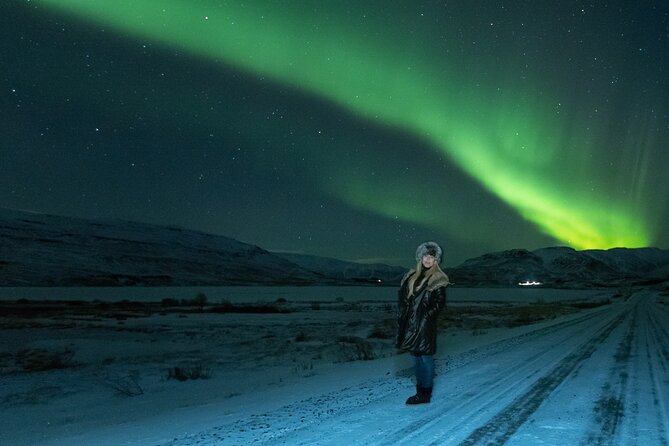 Reykjavik Private Northern Lights Tour with Pro Photographer - Why a private Northern Lights hunt can be worth it