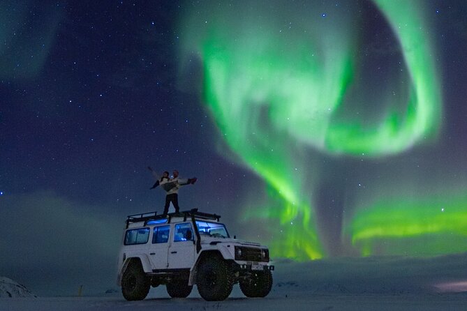 Reykjavik Private Northern Lights Tour with Pro Photographer - Chasing clear skies instead of waiting in one place