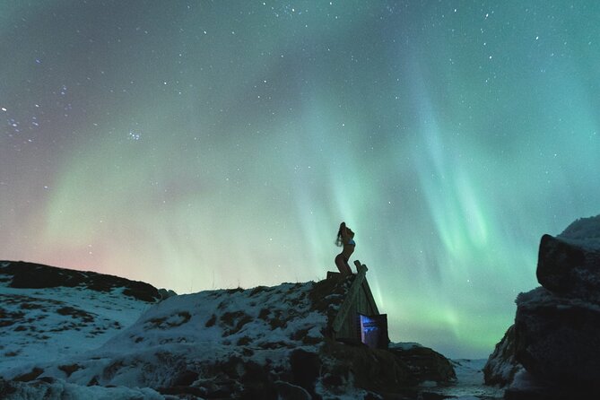 Reykjavik Private Northern Lights Tour with Pro Photographer - Who should book this private Reykjavik tour?